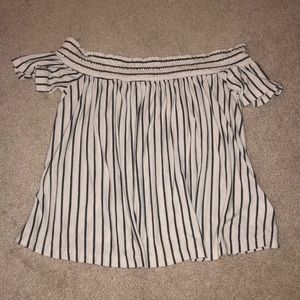 American Eagle off the shoulder shirt